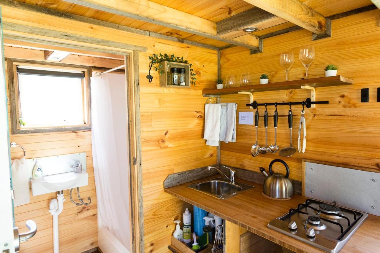 Вилла Ardingly Tiny House Newham Экстерьер фото